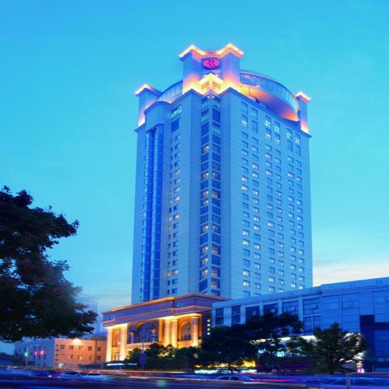 Ramada Plaza Tianlu Hotel Wuhan Exterior photo